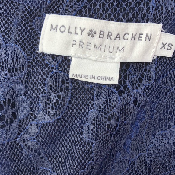 French designer Molly Bracken velvet & lace dress! - Picture 5 of 6